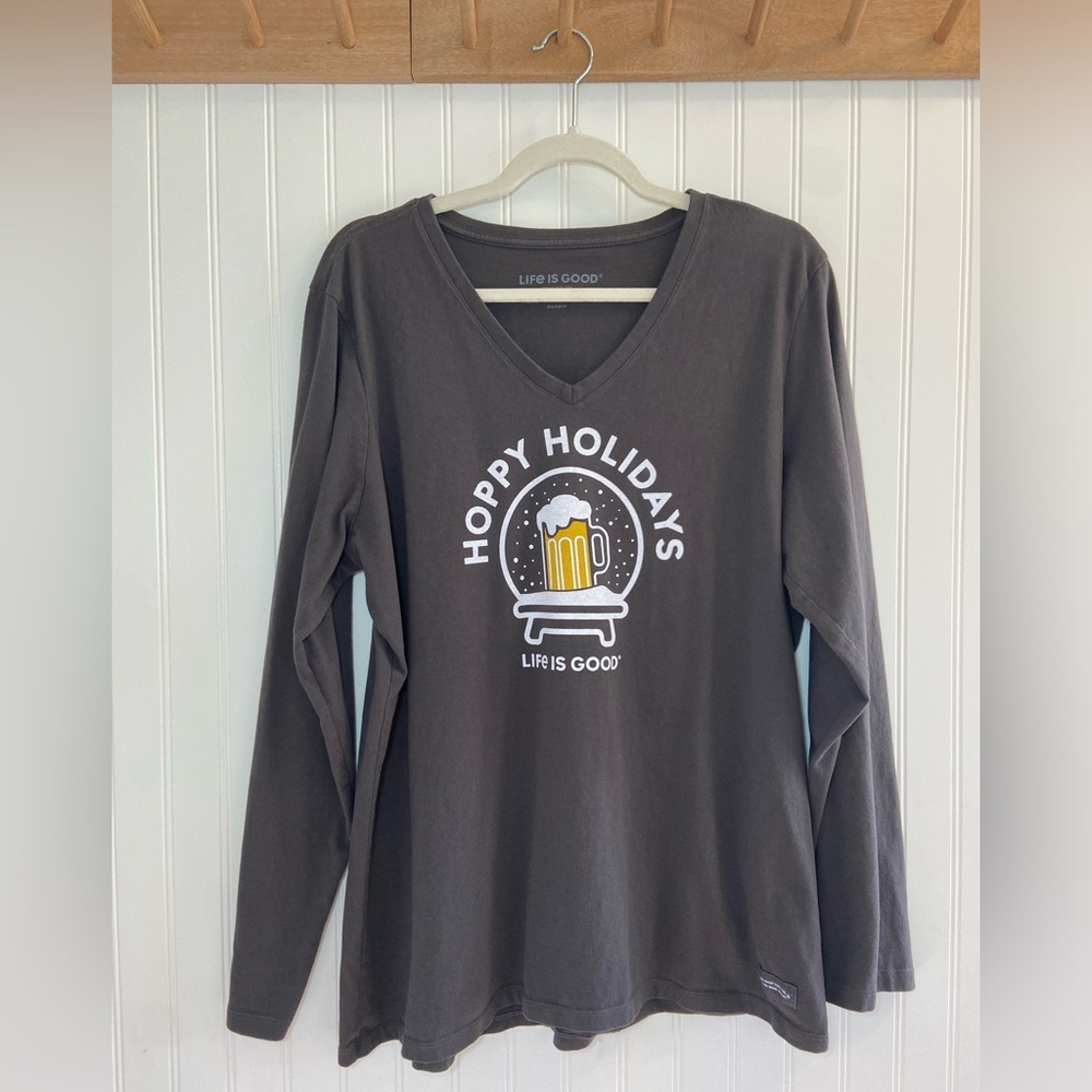 Life Is Good Wm Crusher Tee Long Sleeve V Neck Grey Hoppy Holiday Beer Cotton XL